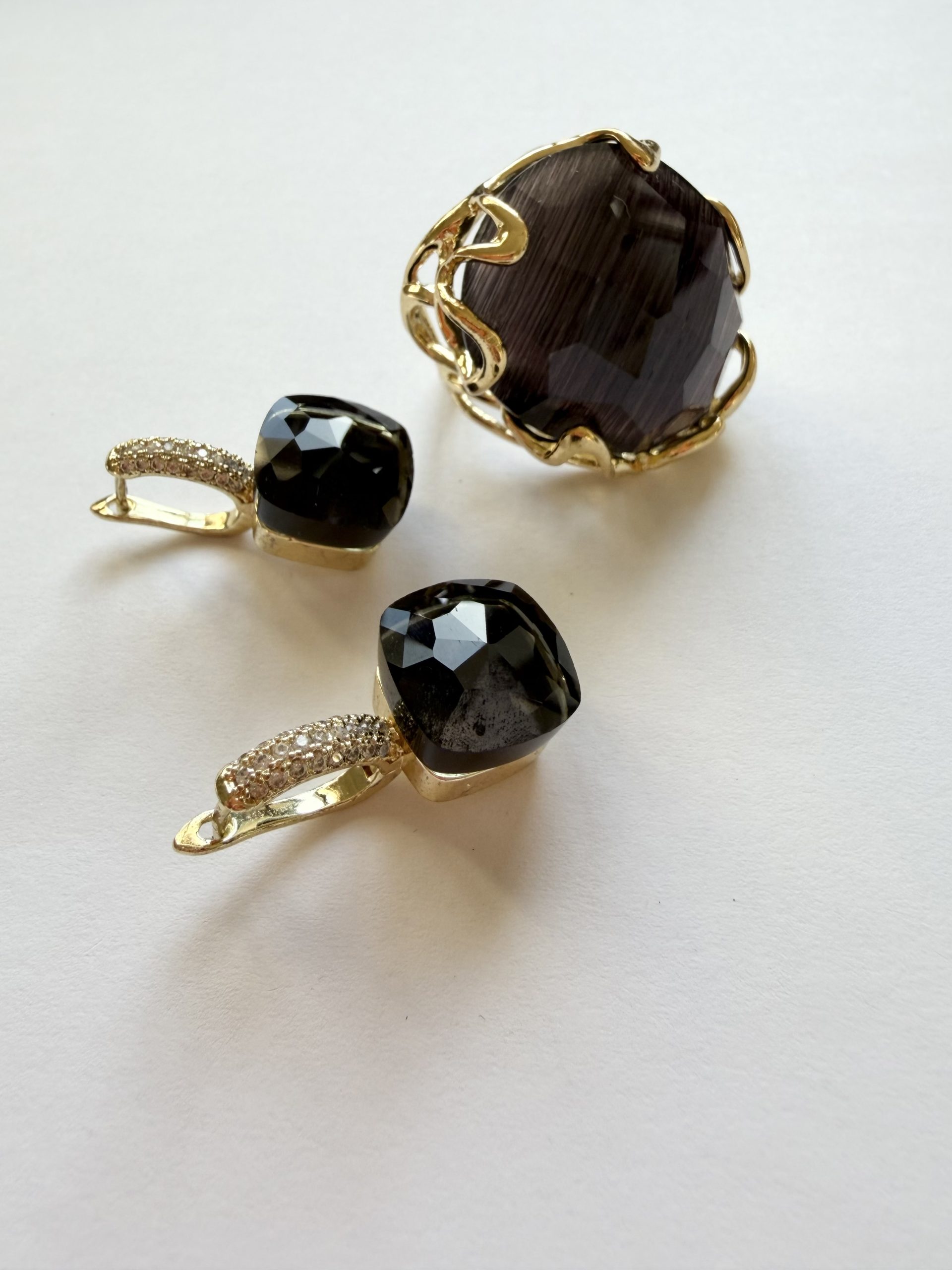 ESPRESSO Cat LA FELICITA Ring and Crystal Earring Set