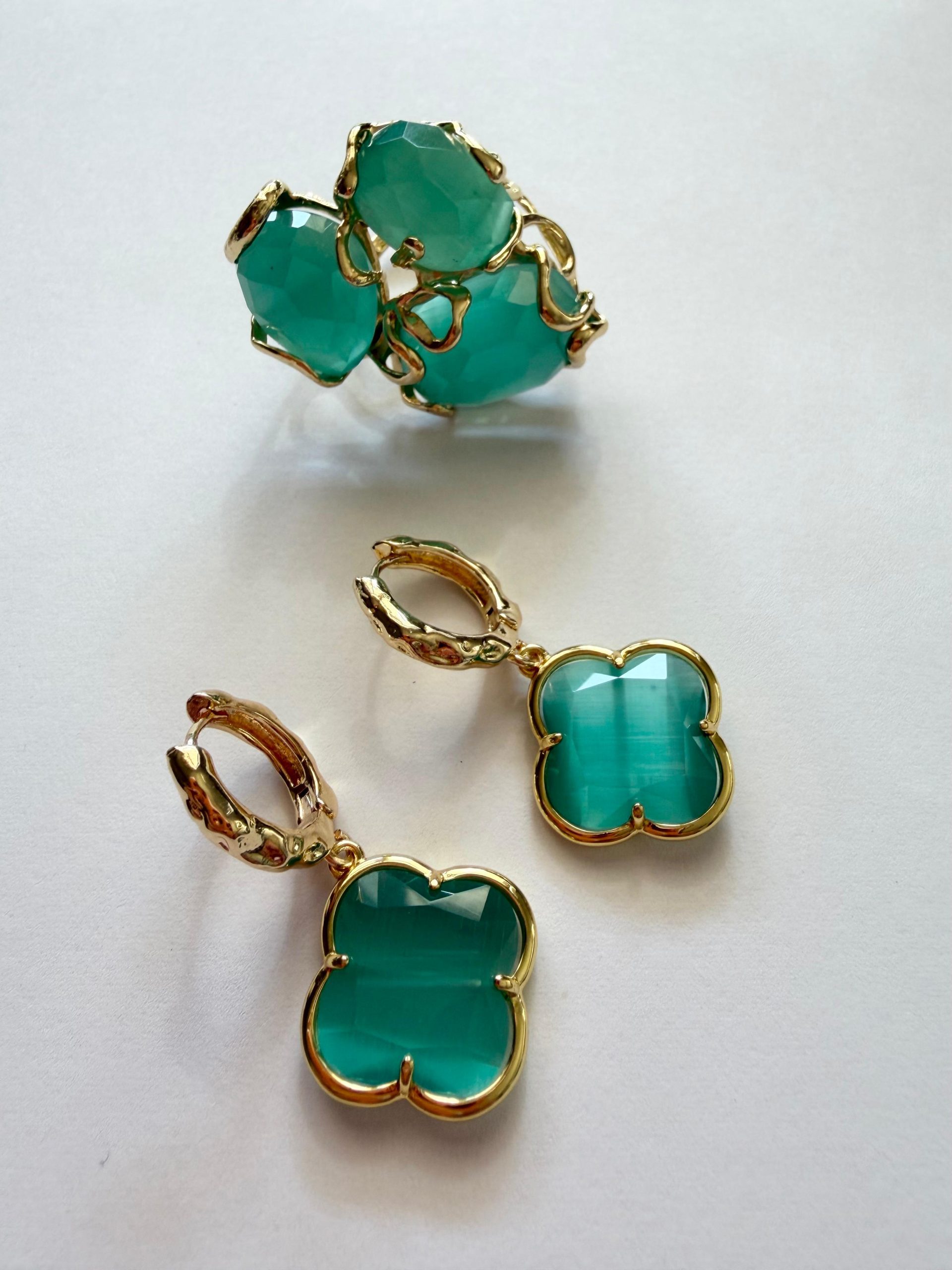 PISTACHIO Cat Ear Earrings and Caramello Ring Set