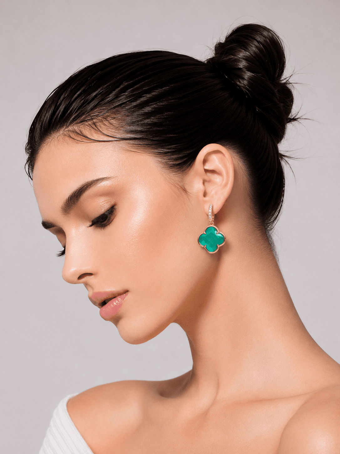 ROYAL SOUL Emerald Green Cat's Eye Earrings