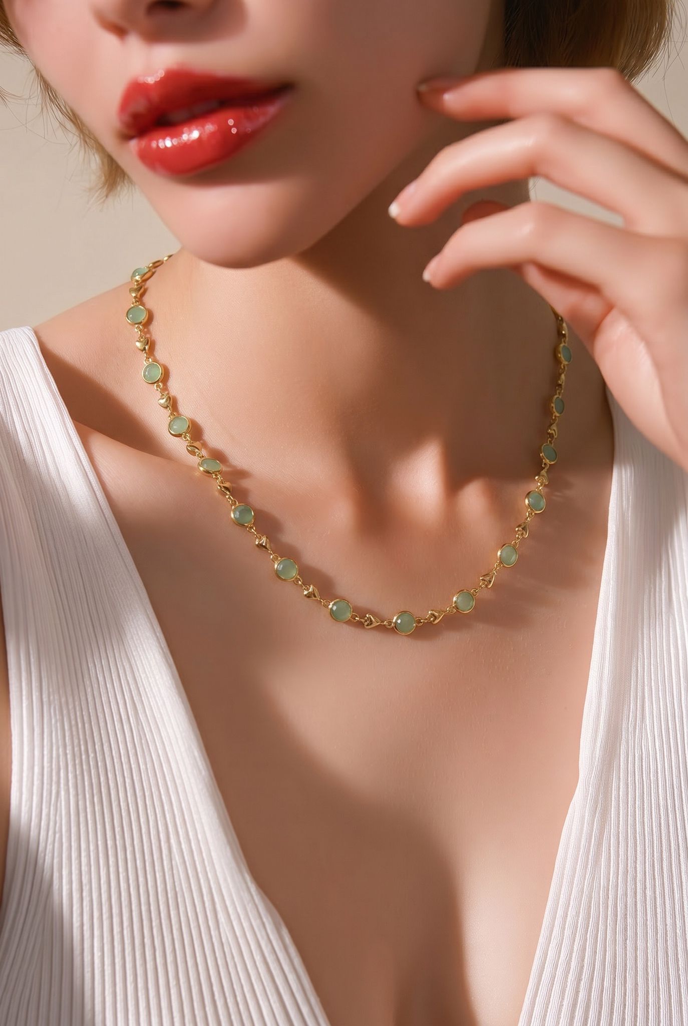 AMORE MIO Pistachio Crystal Choker