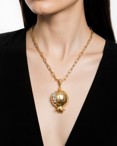 PRE ORDER 31.10. Sicīlijas keramika ,,Granātābols" medaljons